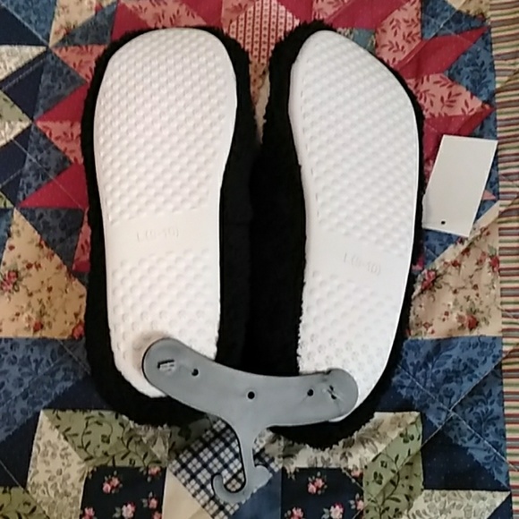 Penquin slippers - Picture 3 of 4